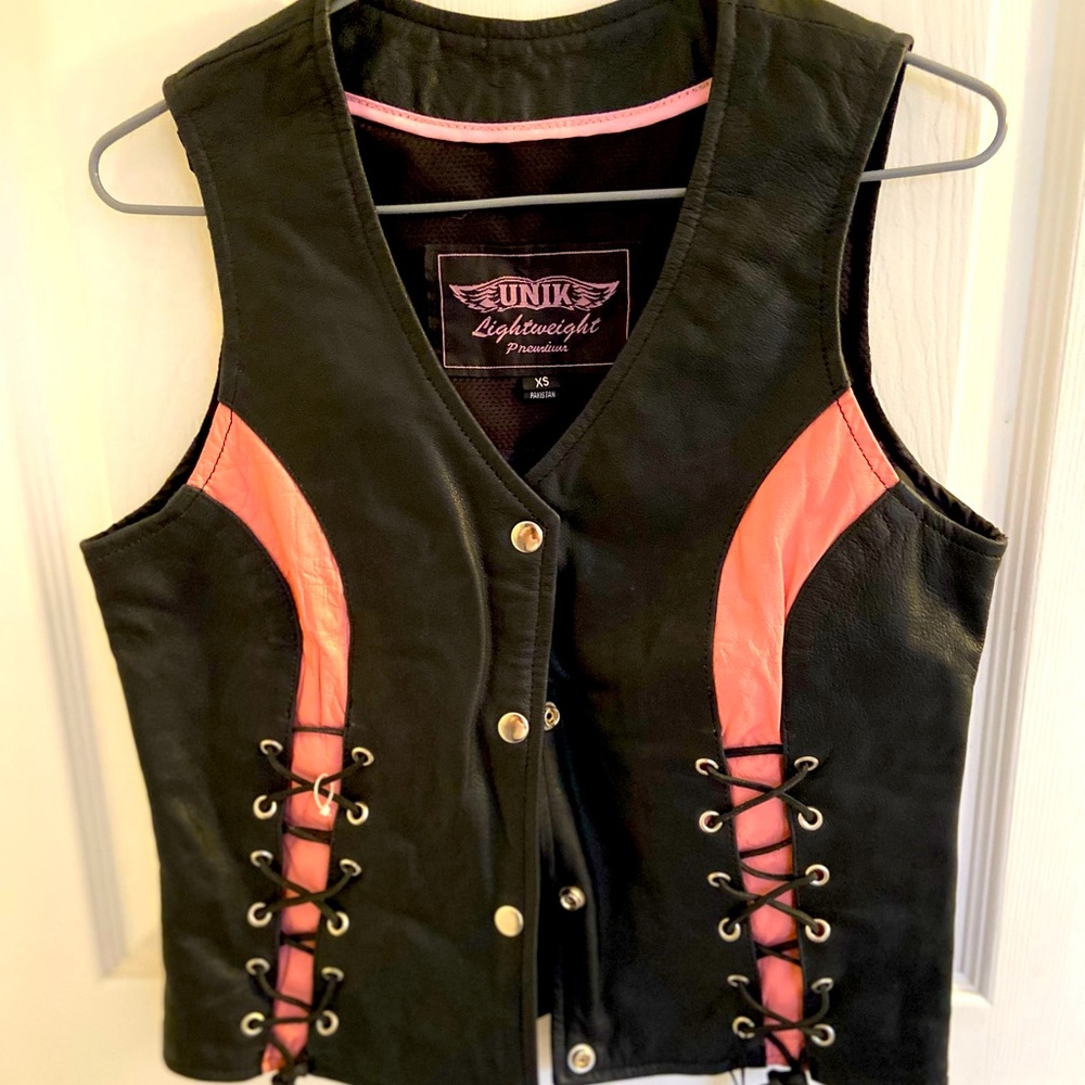 Woman’s Unik Lightweight 100% Genuine leather vest